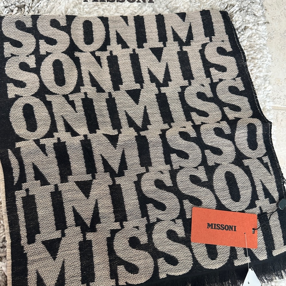 Missoni Scarf - Picture 2 of 4